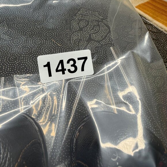 B.Ø.C Black Leather Slip-On Clogs Size 9.5M - Picture 8 of 8